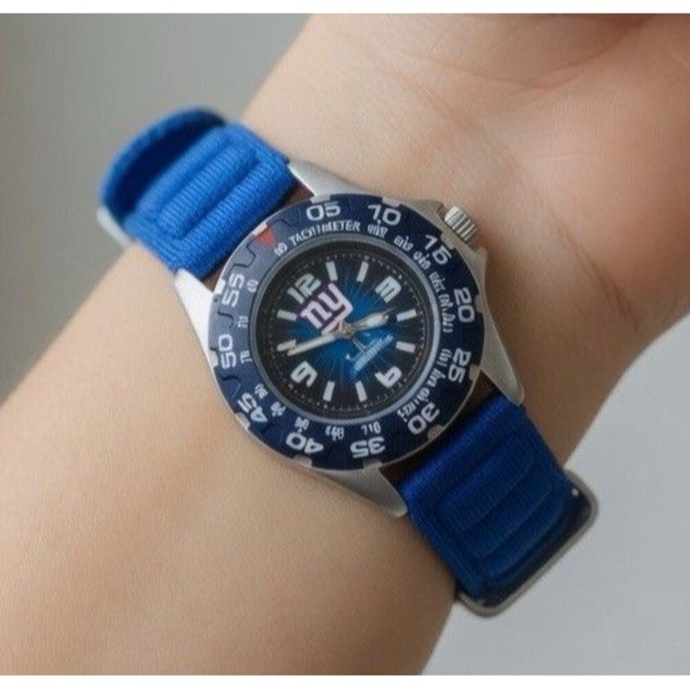 New York Giants NFL Ladies Watch With Neoprene Band New Battery 7”